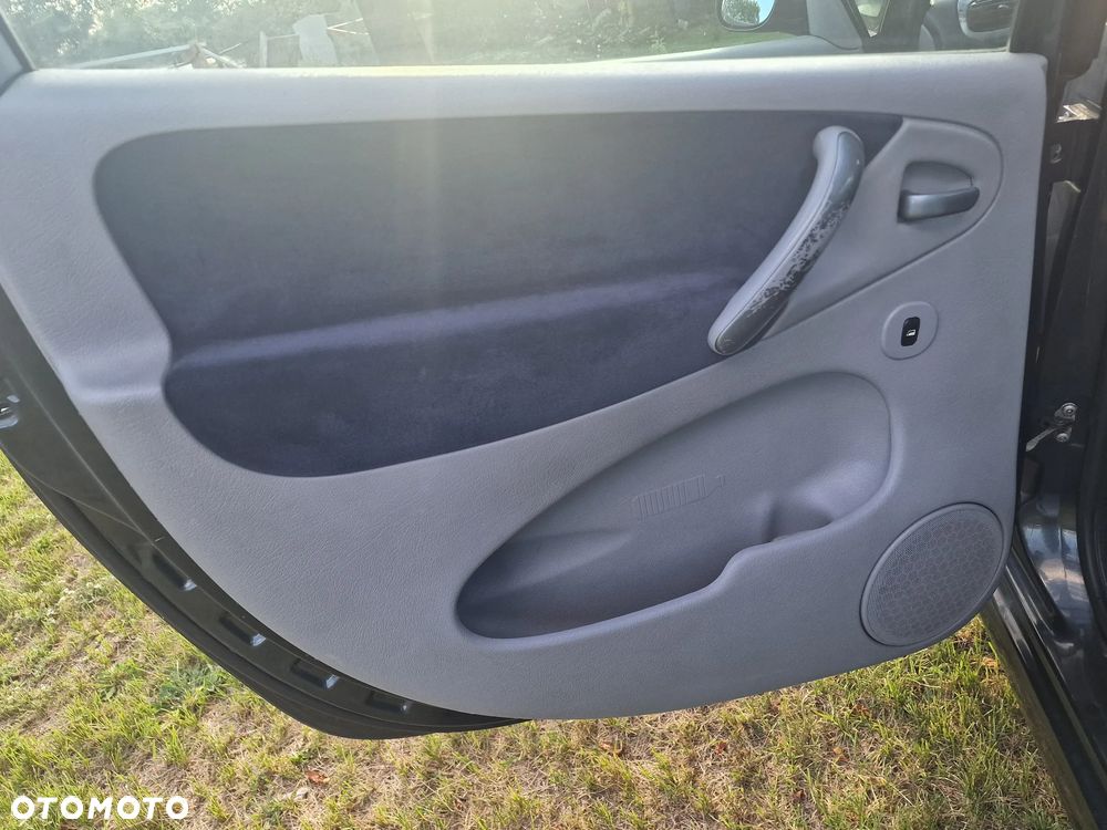 Citroën Xsara Picasso 2.0 HDI Prestige - 17