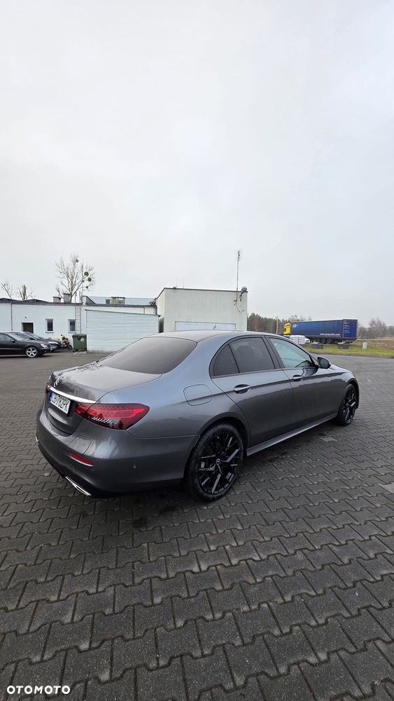 Mercedes-Benz Klasa E - 16