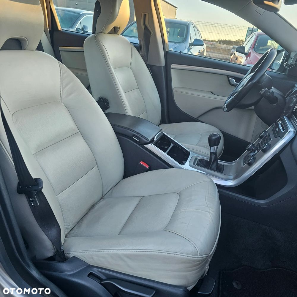 Volvo V70 - 12