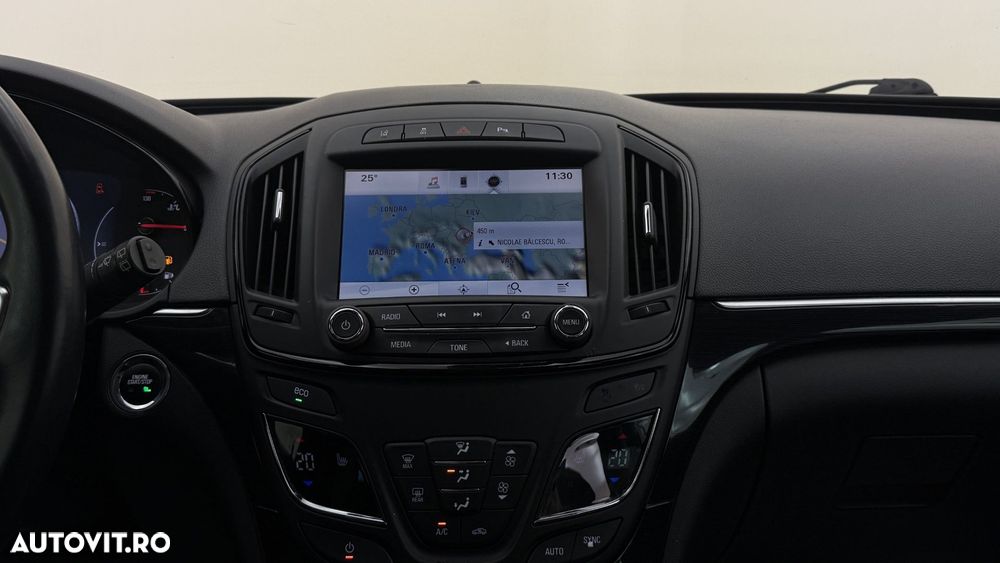 Opel Insignia - 15