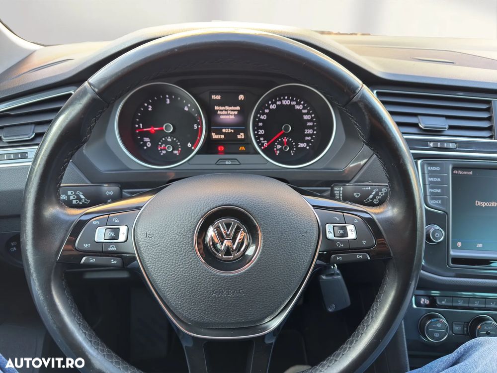 Volkswagen Tiguan 2.0 TDI 4Mot Comfortline - 10