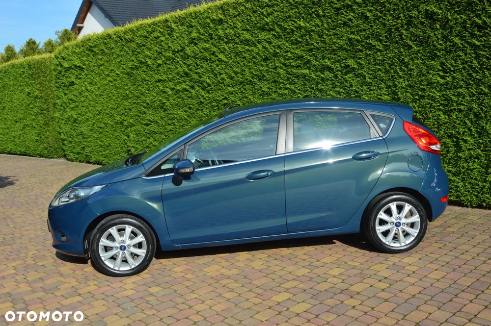 Ford Fiesta 1.6 Ghia EU5 - 31