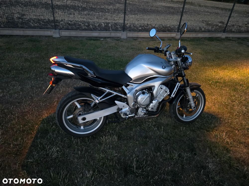 Yamaha FZ6 - 14
