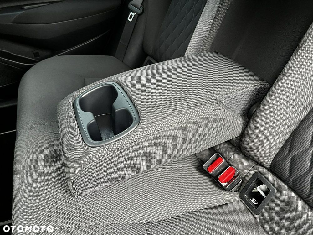 Toyota Corolla - 29