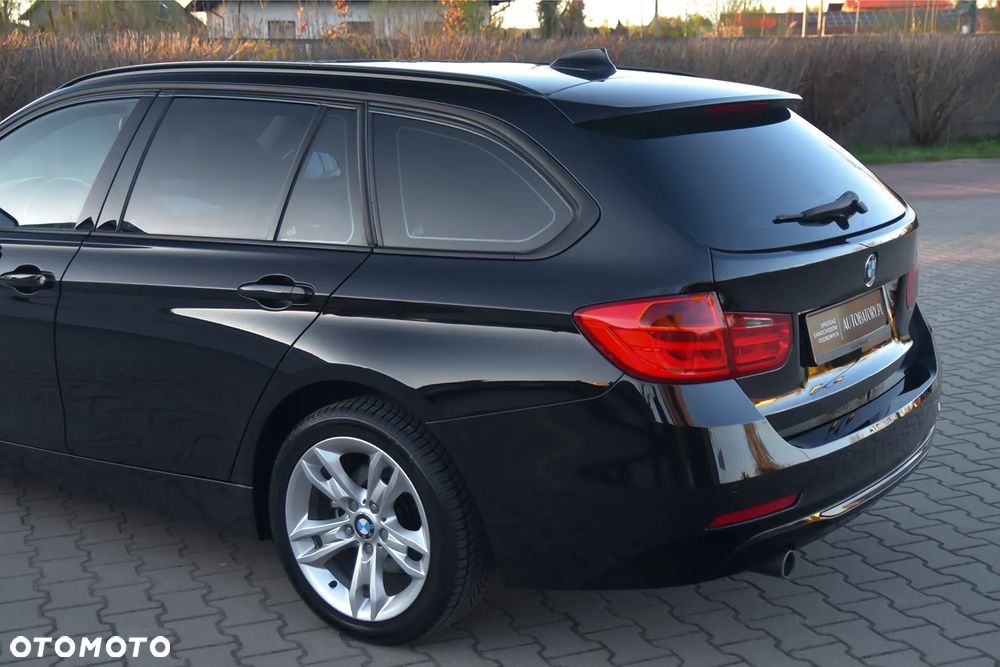 BMW Seria 3 318d Sport Line - 17