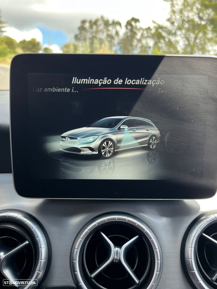 Mercedes-Benz CLA 180 d Shooting Brake AMG Line - 22