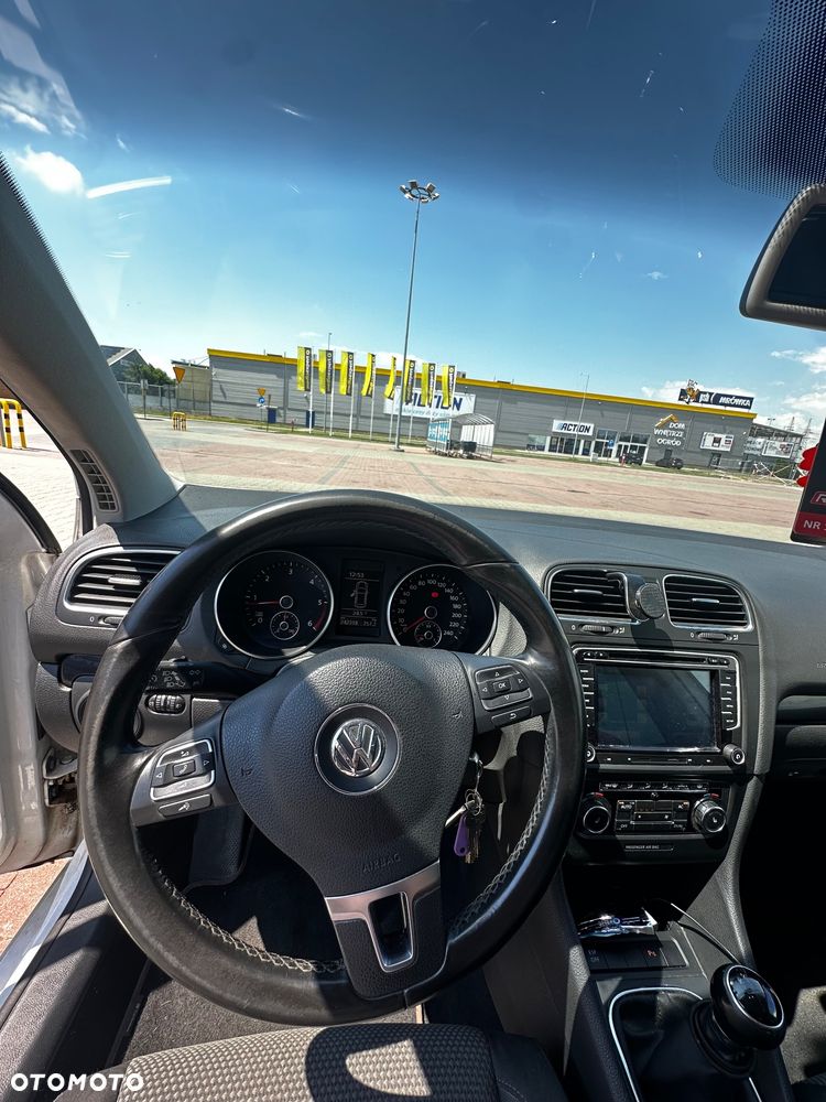 Volkswagen Golf 2.0 TDI Highline - 4