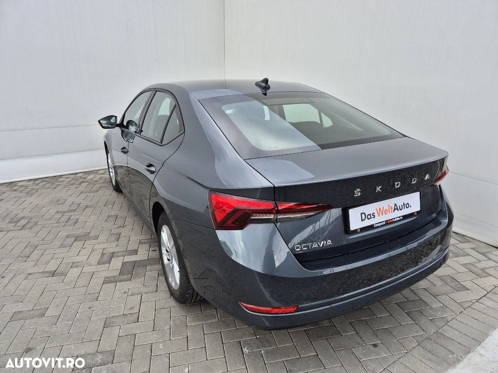 Skoda Octavia 2.0 TDI DSG Ambition - 3