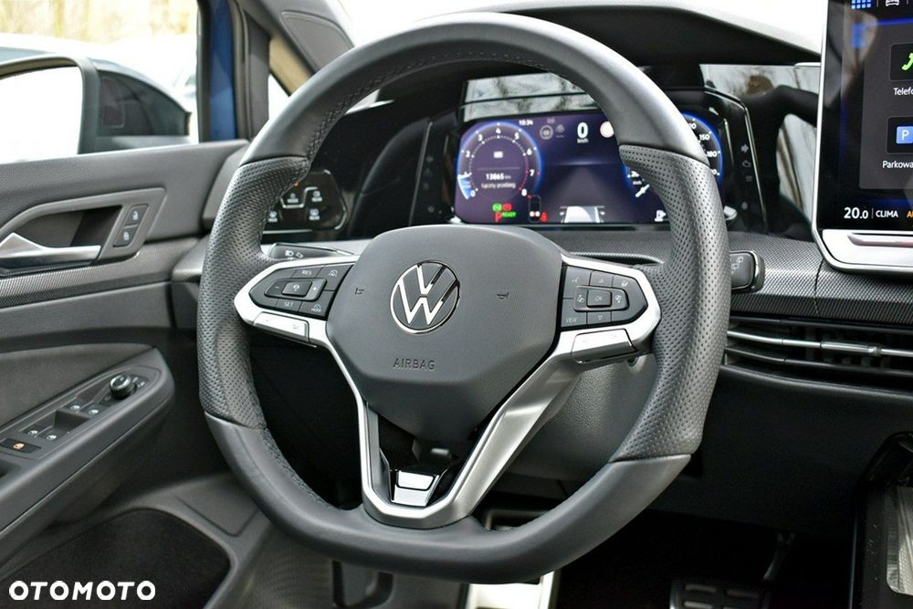 Volkswagen Golf - 17