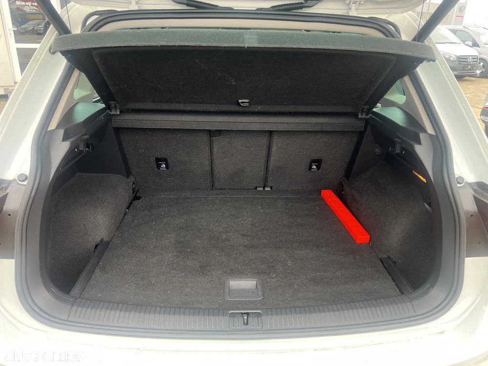 Volkswagen Tiguan 2.0 TDI SCR DSG Comfortline - 12