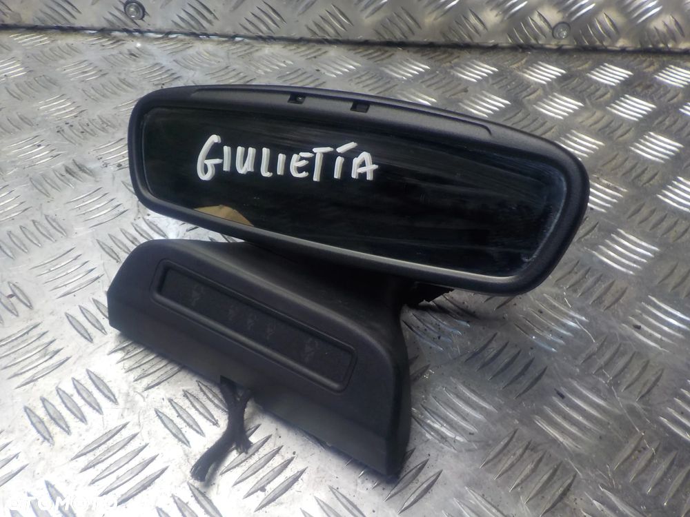ALFA ROMEO GIULIETTA LUSTERKO WEWNĘTRZNE FOTOCHROM - 1