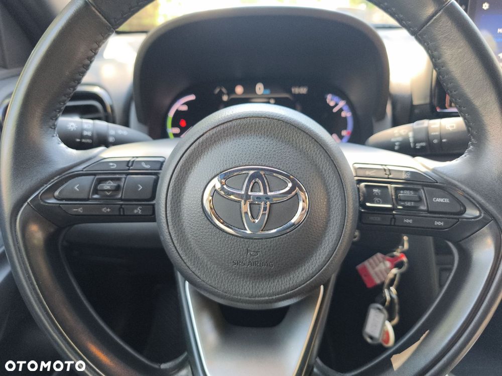Toyota Yaris Cross Hybrid 1.5 Comfort - 16
