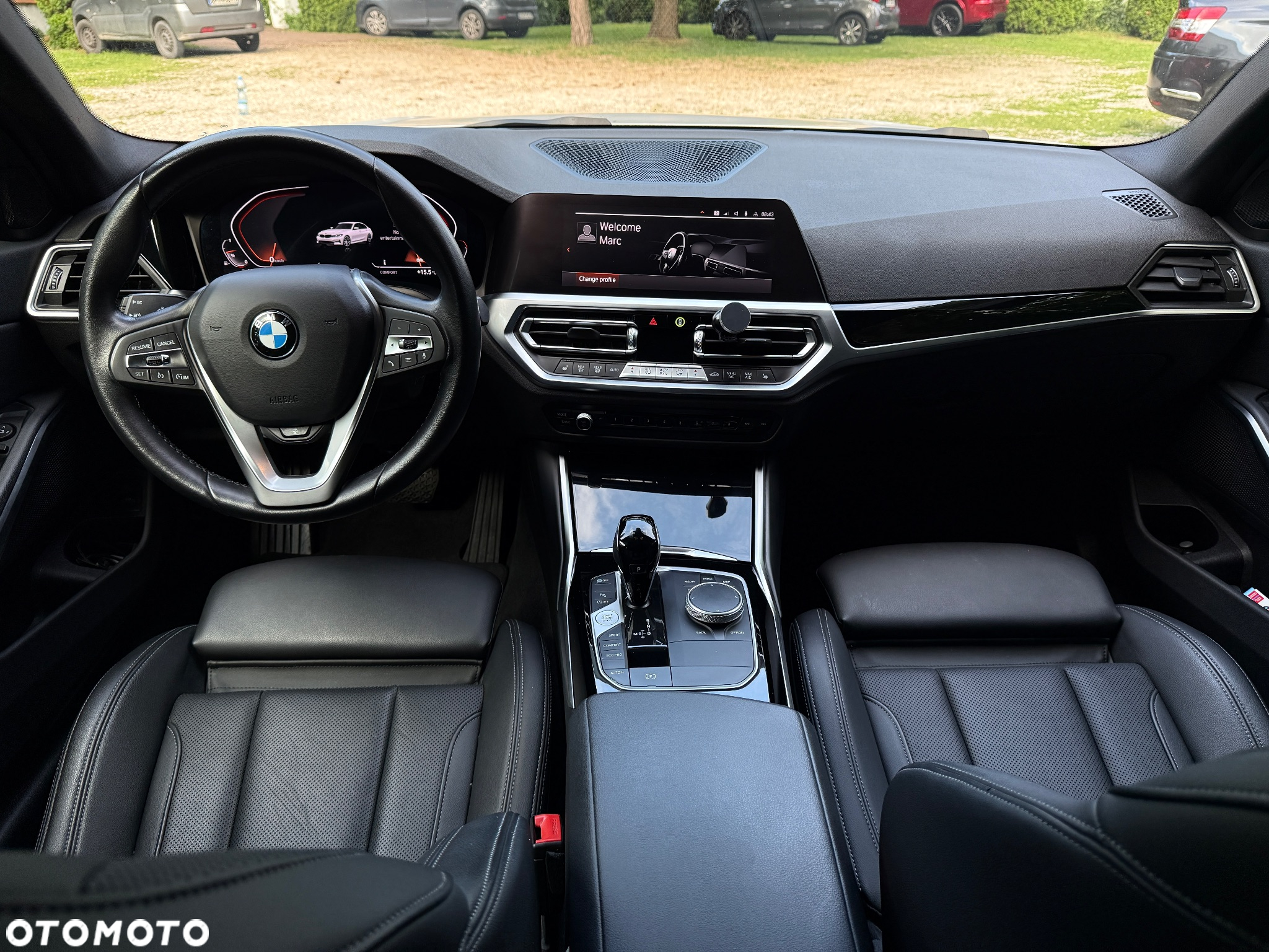 BMW Seria 3 330i xDrive - 17