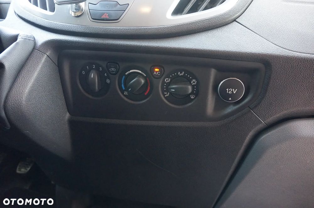 Ford Transit - 14
