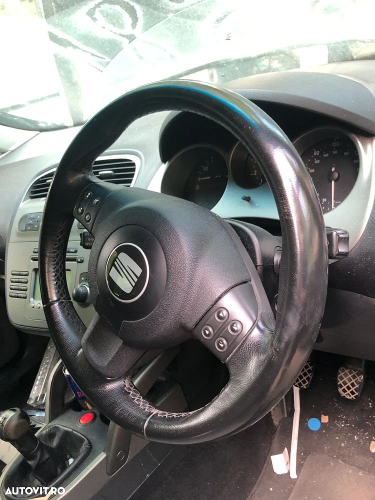 Volan piele negru cu comenzi si airbag Seat 2005 - 12