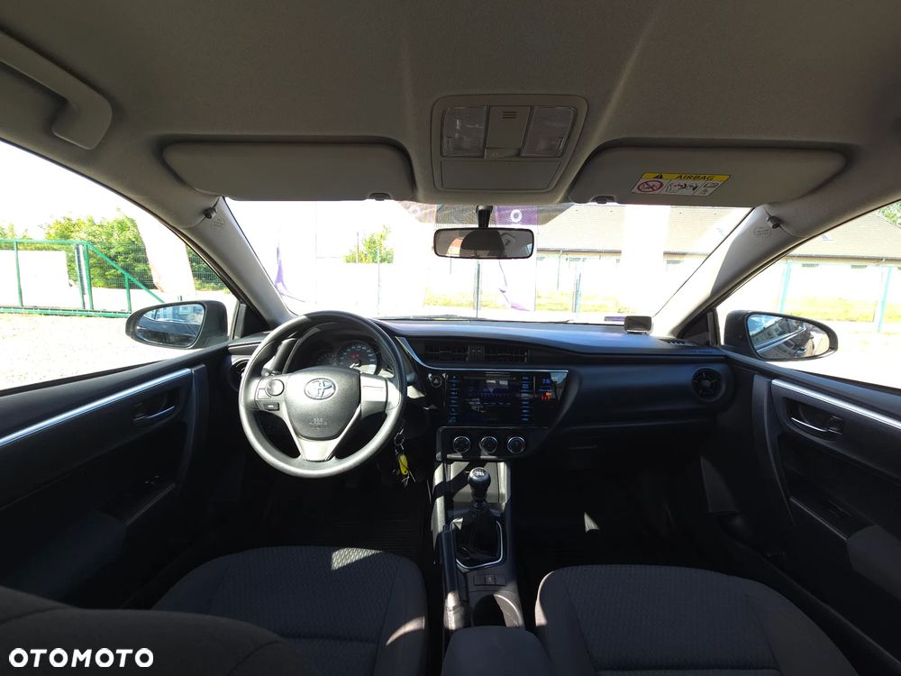 Toyota Corolla 1.6 Active - 29