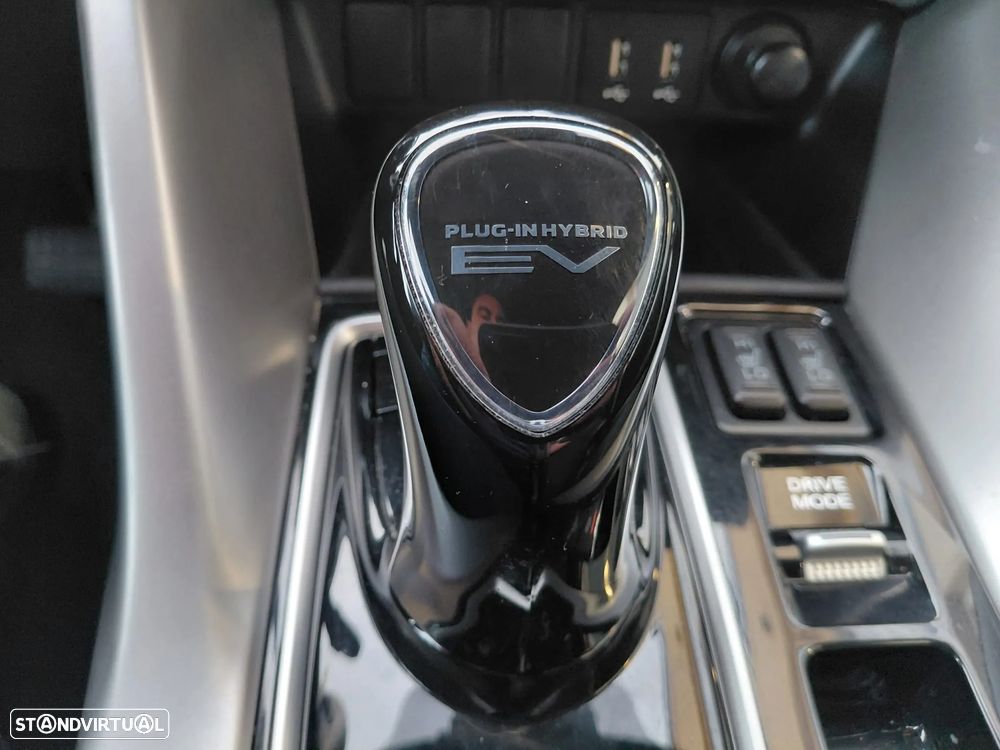 Mitsubishi Eclipse Cross 2.4 PHEV eMotion - 27