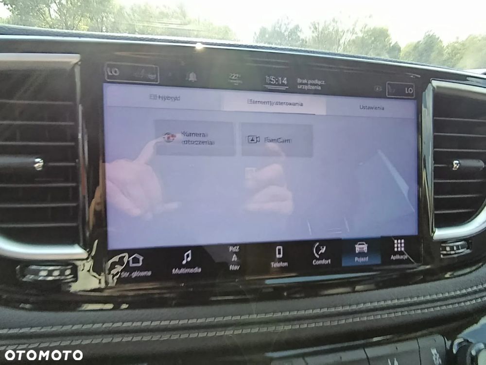 Chrysler Pacifica - 23