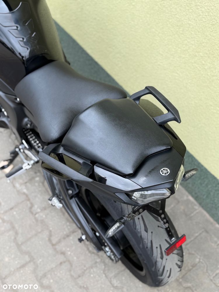 Yamaha FZ8 - 21