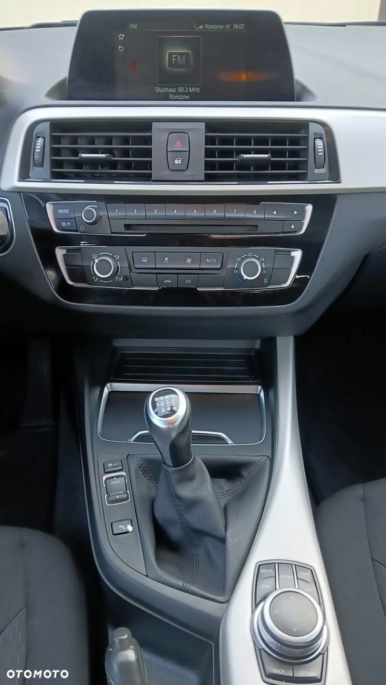 BMW Seria 1 116i Edition Metropolitan - 13