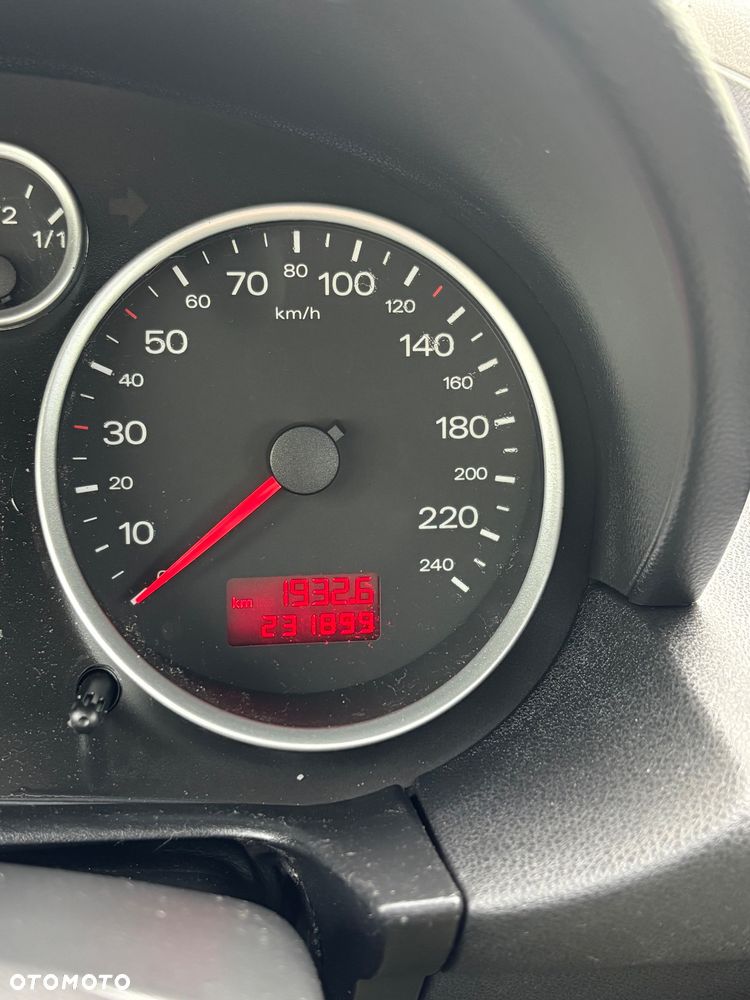 Audi A2 - 10