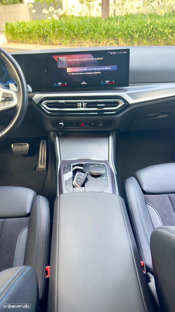 BMW 320 d Pack Desportivo M Auto - 13