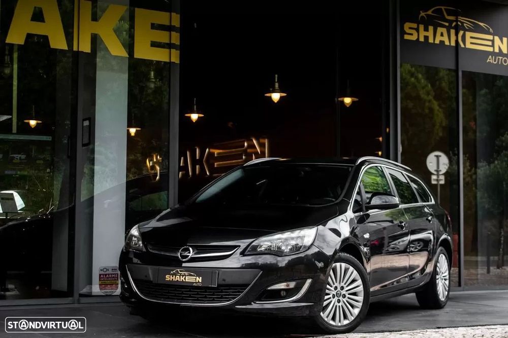 Opel Astra Sports Tourer - 1