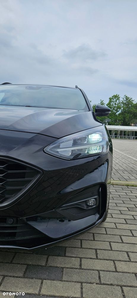 Ford Focus 1.5 EcoBoost Start-Stopp-System ST-LINE - 31