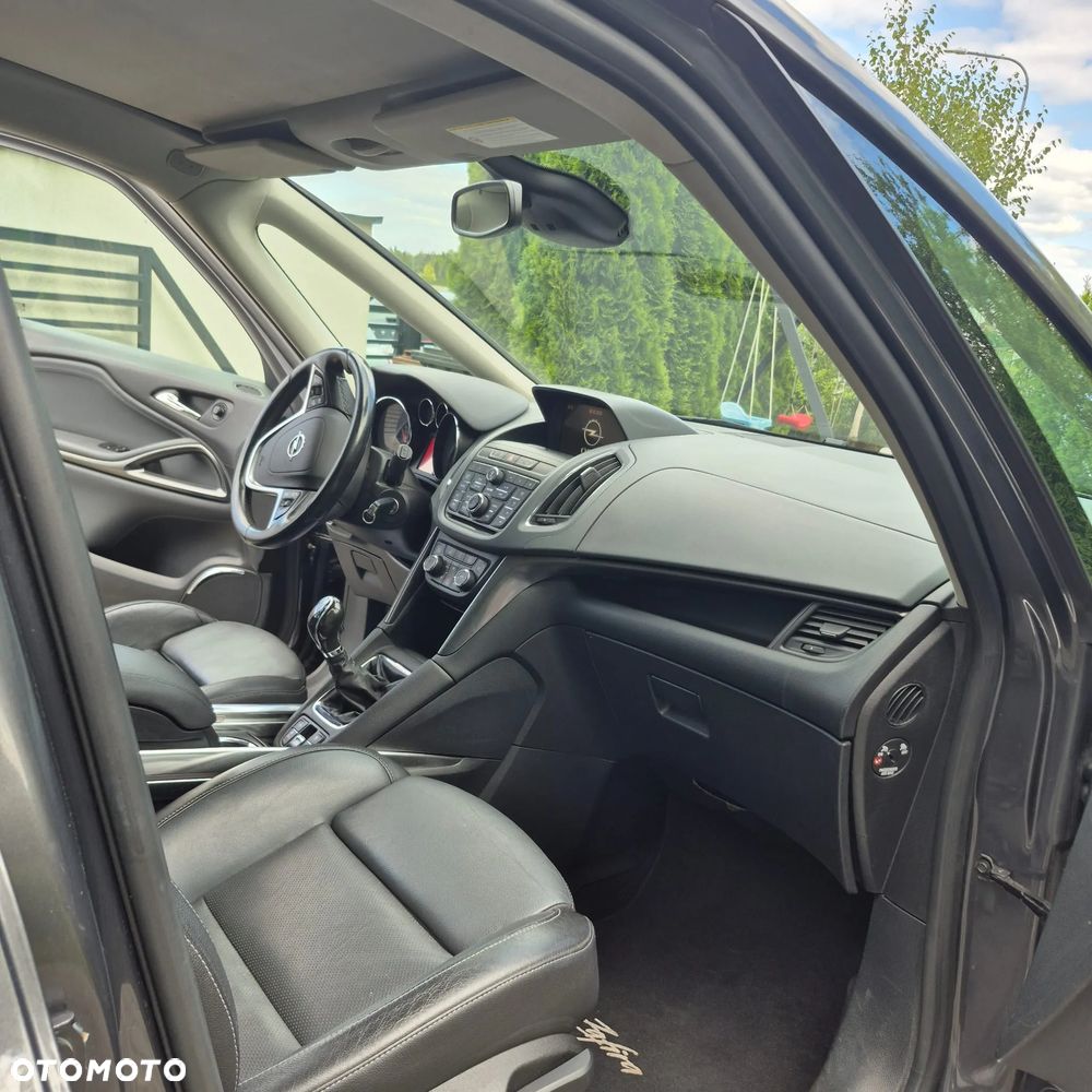 Opel Zafira 2.0 CDTI Cosmo - 9