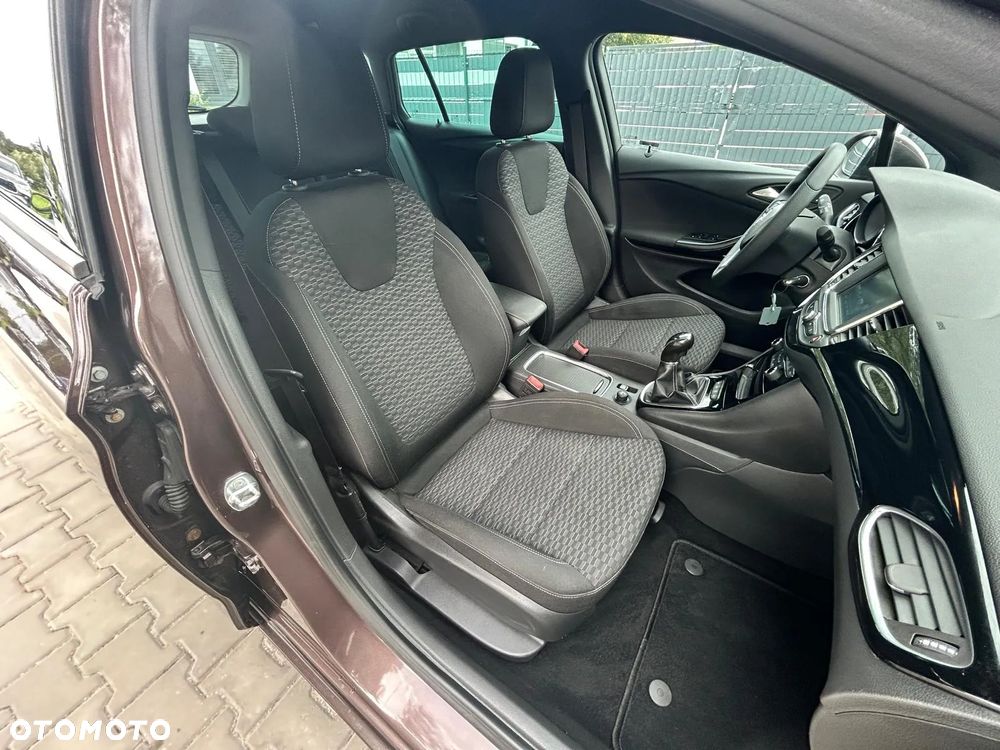 Opel Astra 1.4 Turbo Sports Tourer Edition - 24