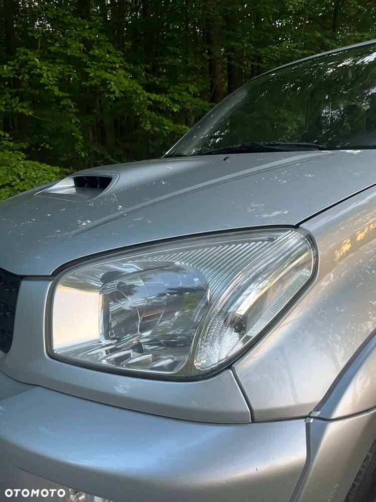 Toyota RAV4 - 14