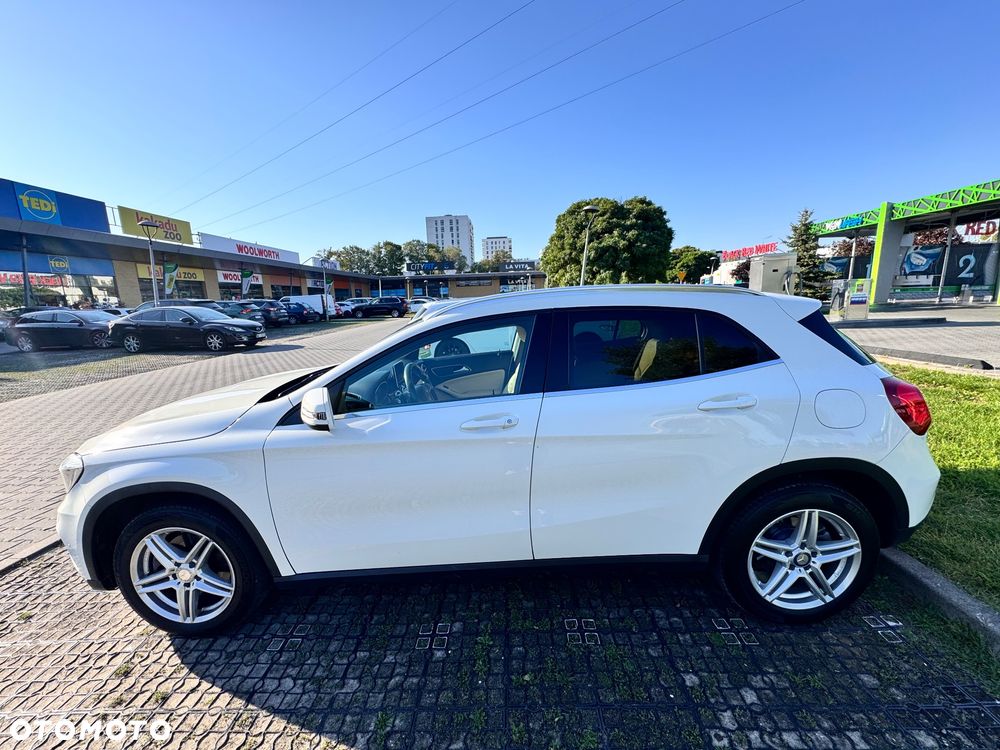 Mercedes-Benz GLA 2016
