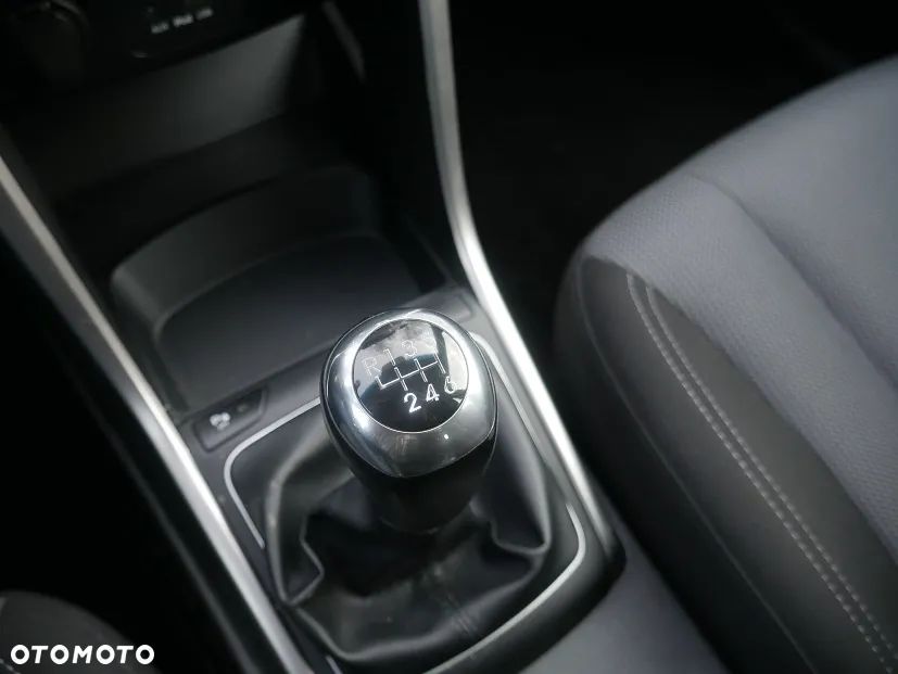 Hyundai i30 1.4 Premium - 21