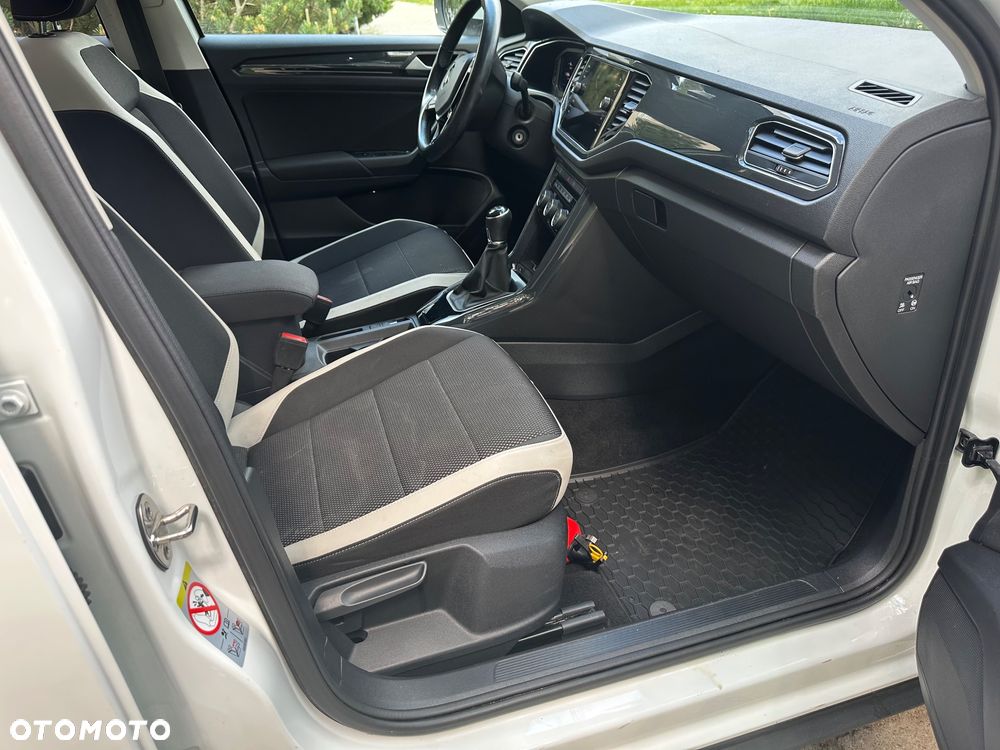 Volkswagen T-Roc 1.5 TSI GPF ACT Premium - 8