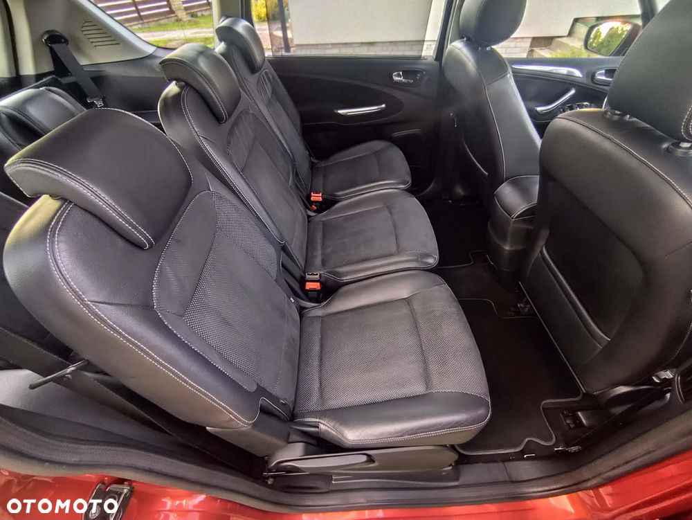 Ford S-Max - 14