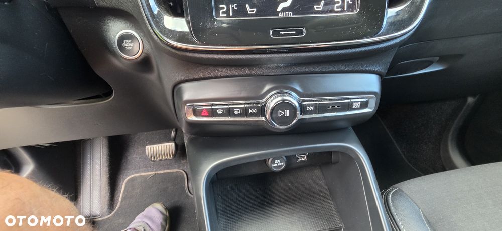 Volvo XC 40 ver-d3 - 18