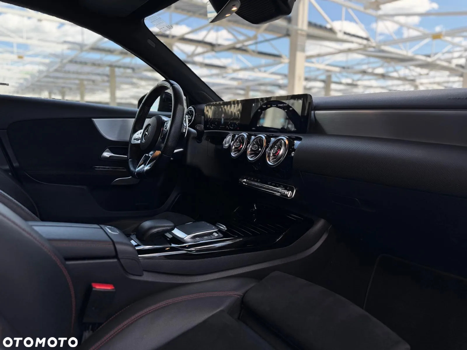Mercedes-Benz Klasa A 35 AMG 4-Matic 7G-DCT - 21