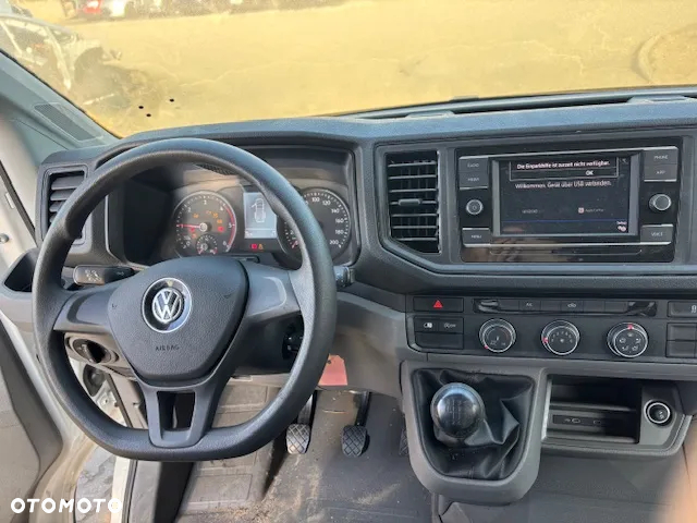 Volkswagen Crafter - 11