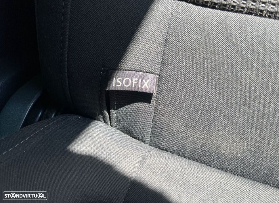 VW Sharan 2.0 TDI Confortline - 16