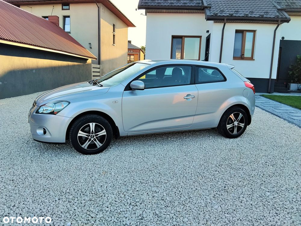 Kia ProCeed 1.6 CVVT Vision - 13