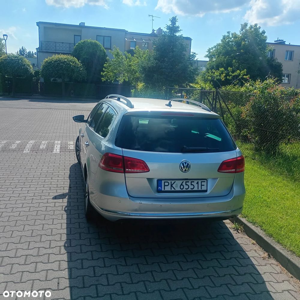 Volkswagen Passat - 2