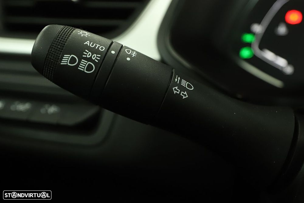 Renault Captur 1.0 TCe Techno Bi-Fuel - 17