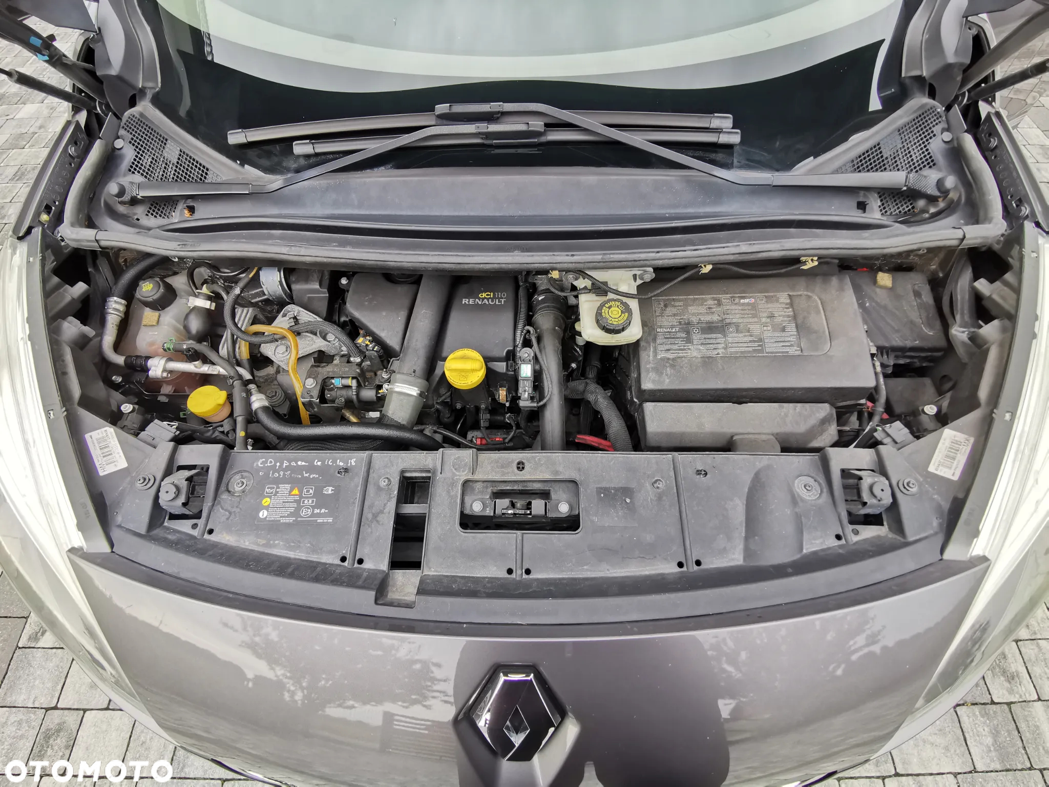 Renault Scenic 1.5dCi TomTom Edition EDC - 15