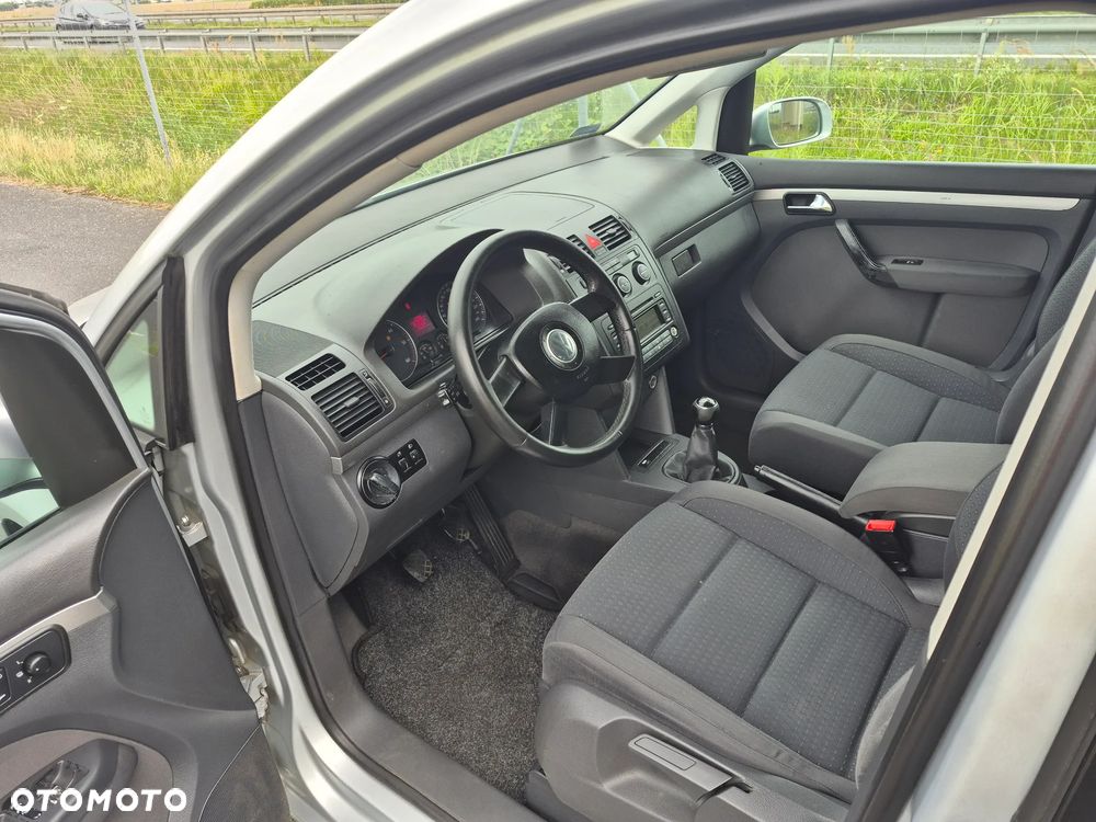 Volkswagen Touran - 7