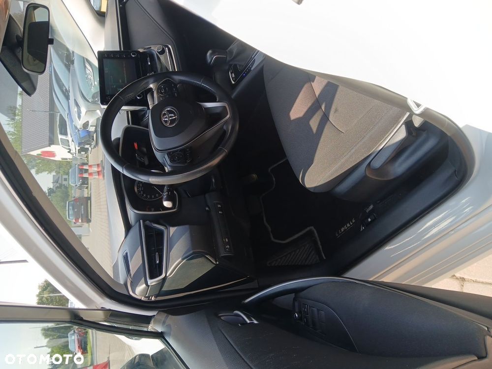 Toyota Corolla 1.8 Hybrid Comfort - 19