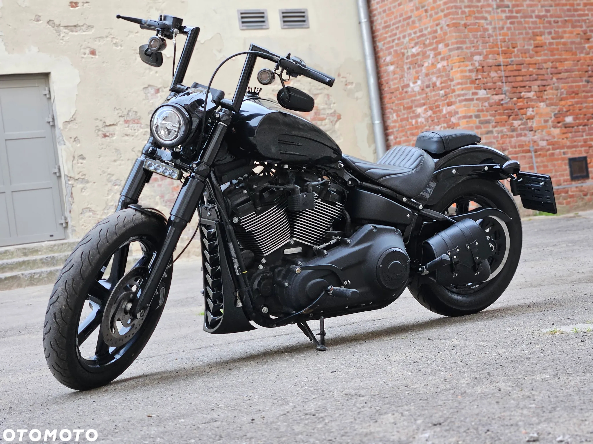 Harley-Davidson Softail Street Bob - 16