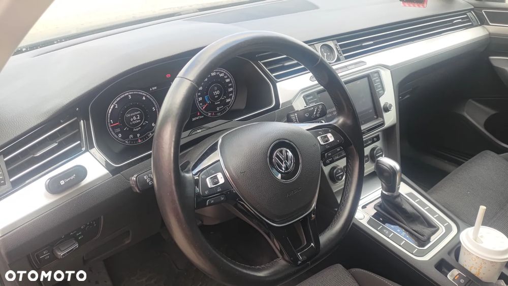 Volkswagen Passat 2.0 TDI (BlueMotion Technology) DSG Highline - 13