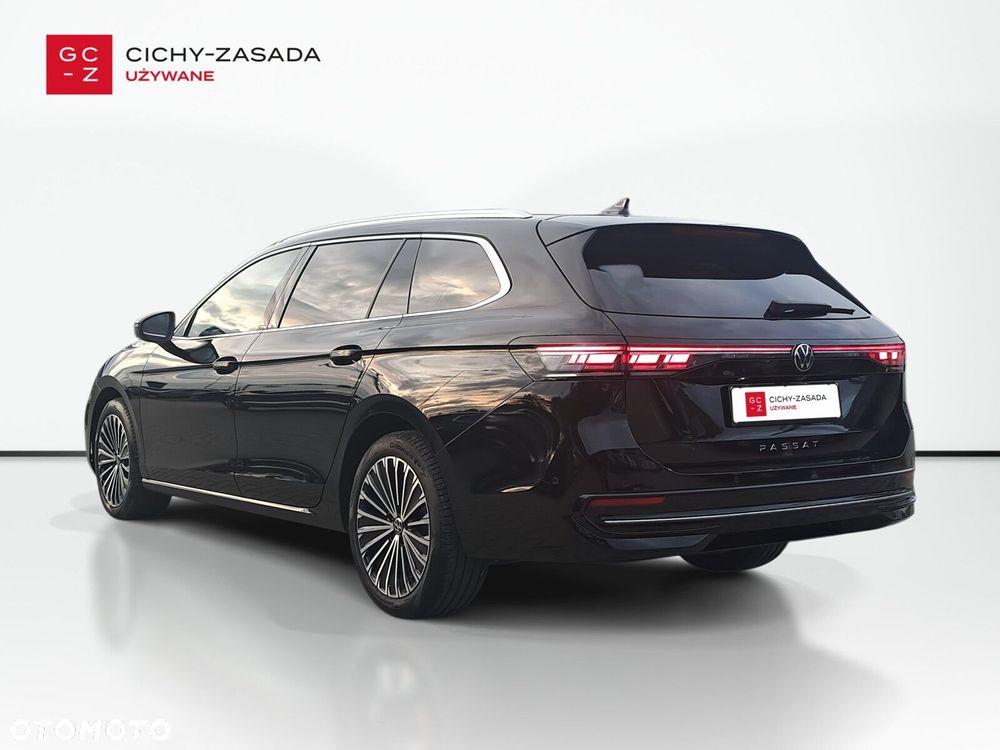 Volkswagen Passat 2.0 TDI SCR Elegance DSG - 3