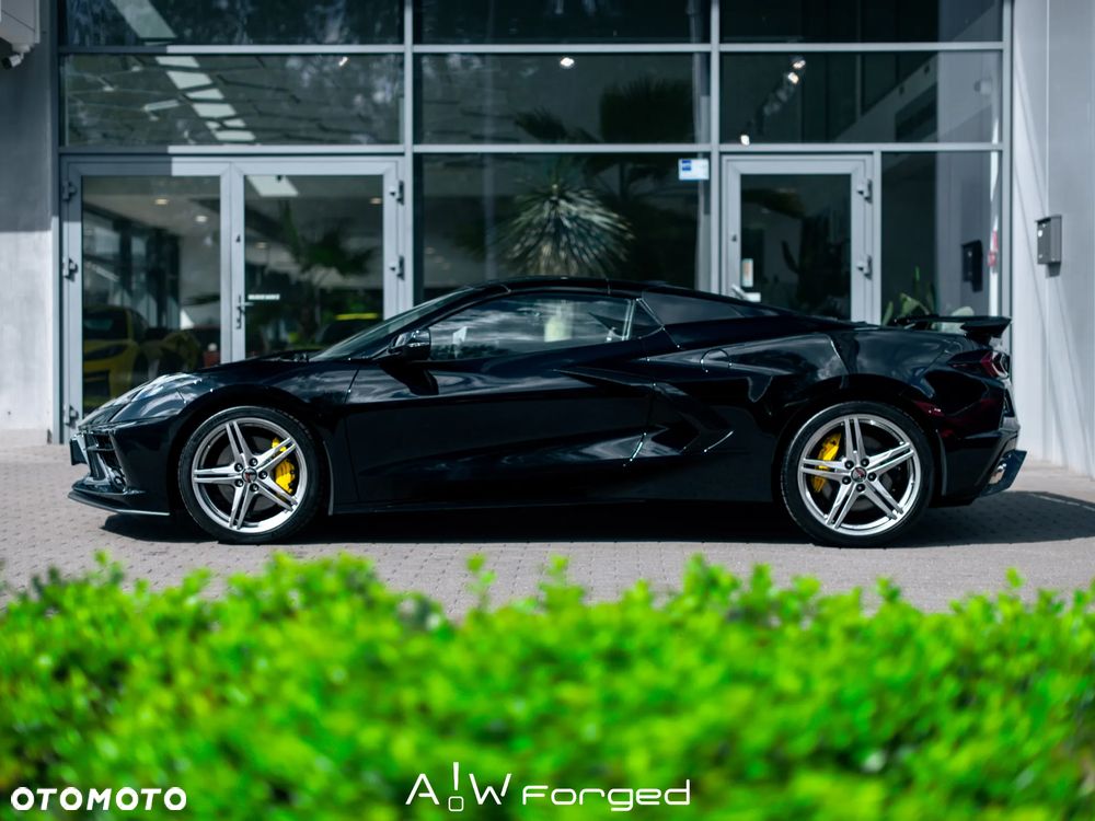Chevrolet Corvette - 13