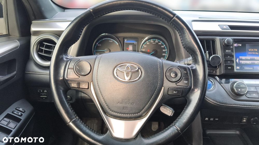 Toyota RAV4 Hybrid Premium 4x2 - 15